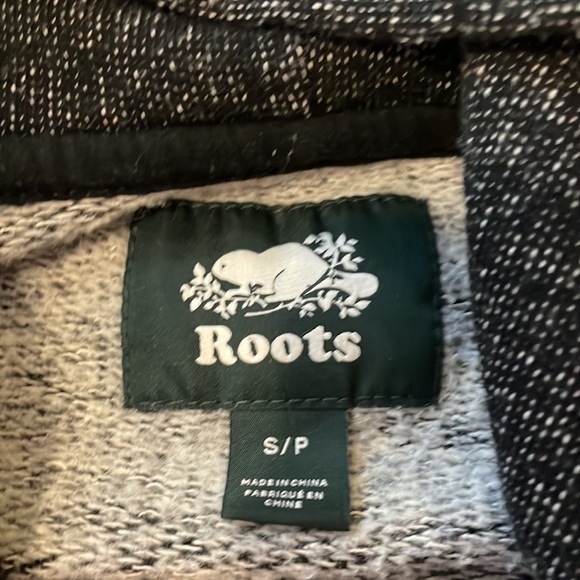 Roots pullover - Picture 2 of 2